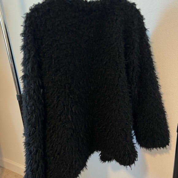 ambiance Outerwear Women’s Black Fluffy Jacket Size Small - Picture 5 of 9